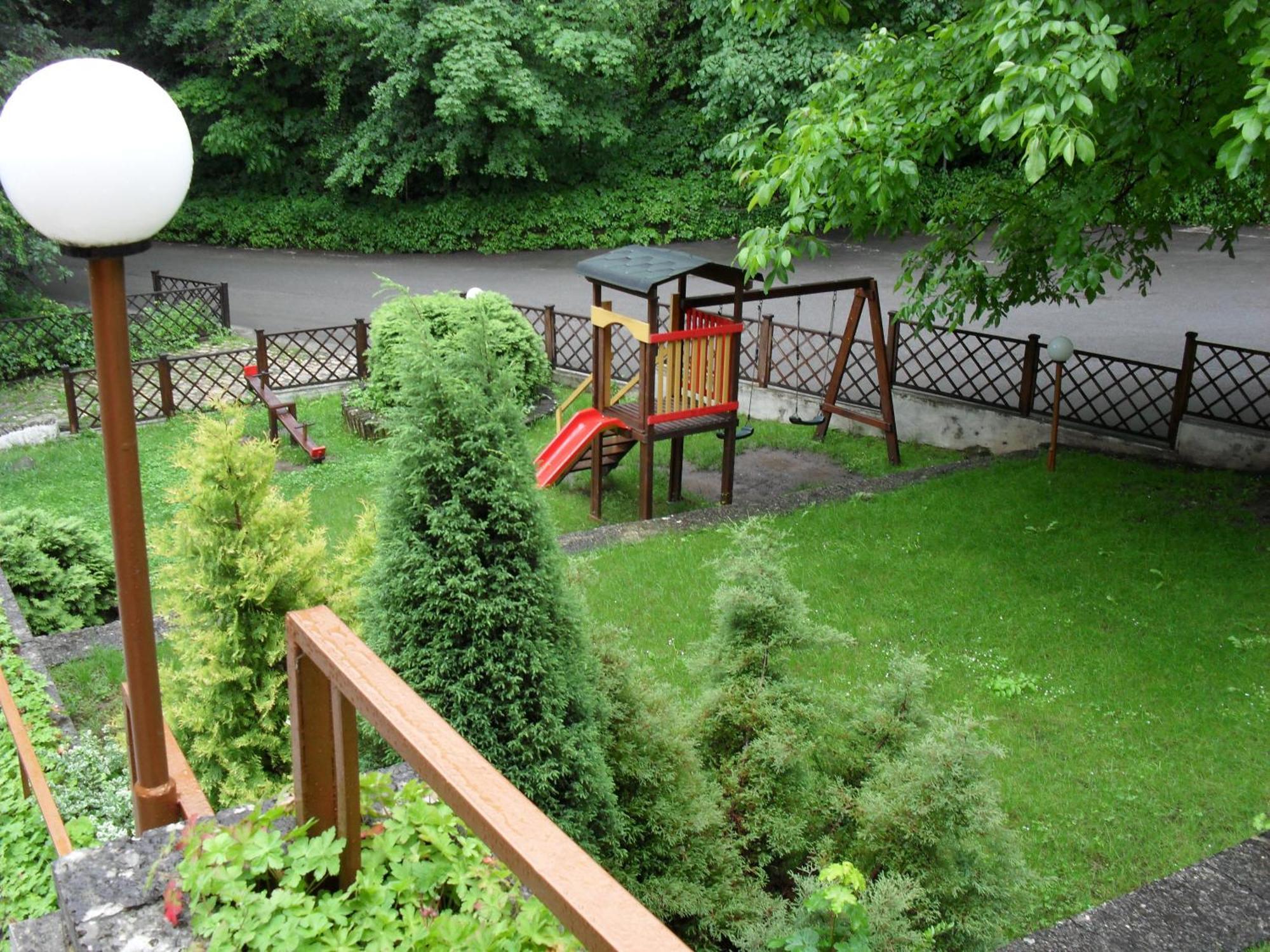 Family Park Hotel Kyoshkove ชูเมน ภายนอก รูปภาพ