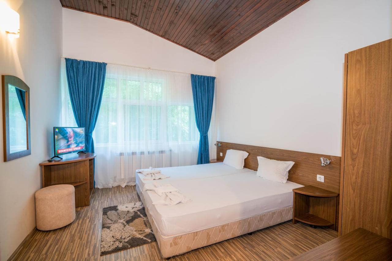 Family Park Hotel Kyoshkove ชูเมน ภายนอก รูปภาพ