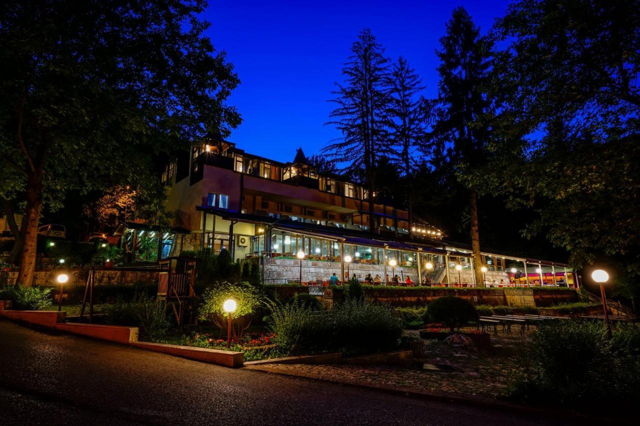 Family Park Hotel Kyoshkove ชูเมน ภายนอก รูปภาพ